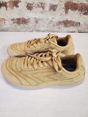 Sneakers WOMENS sZ 9 Tan Suede Lace Up Casual Barefoot Shoes Wide Toe